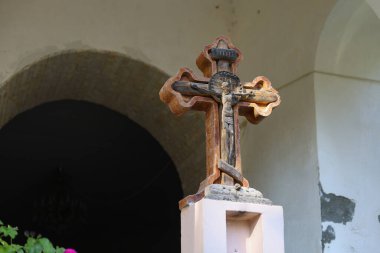 Kilise ve manastırın soyut dini geçmişi. İnanç ve Sembolizm