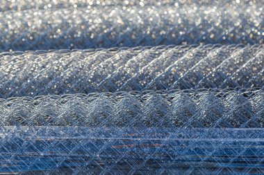 Hızlı çit yapımı için metal ağ. Arkaplan