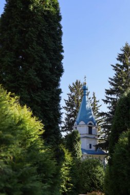 Kilise ve manastırın soyut dini geçmişi. İnanç ve Sembolizm