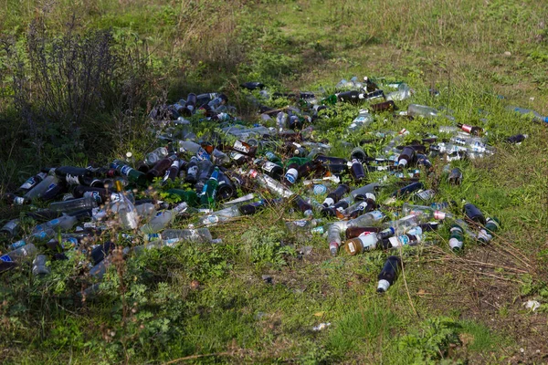 October 2020 Balti Beltsy Moldova Huge Dump Empty Alcohol Bottles — Stock Photo, Image