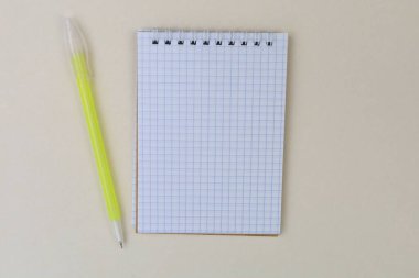 Yazı için kopyalama alanı olan not defteri. Mesaj için boşluk. Tasarım için model