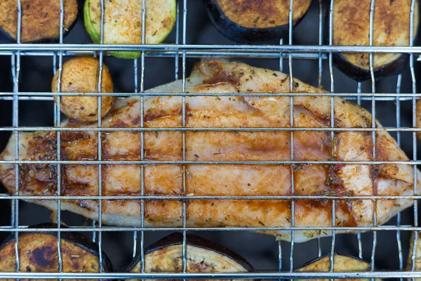 Grilled Fish Selective Focus Blurred Background — Stock Photo, Image