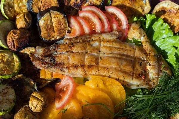 Grilled Fish Selective Focus Blurred Background Healthy Diet — Stock Photo, Image