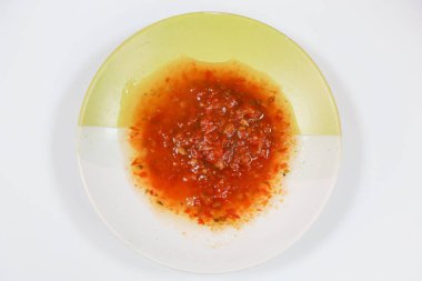 Tabakta baharatlı doğulu ekjika. Sos ve baharat olarak kullanılır. Arkaplan