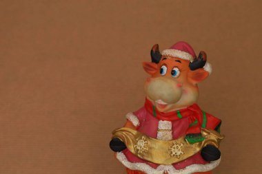 Doğu takvimine göre 2021 'in ana sembolü inek ya da boğa. Metin veya harf için boşluk kopyala