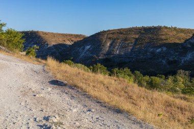 Yol toz haline dönüştürüldü. Soyut arkaplan