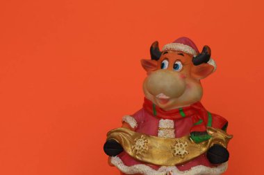 Doğu takvimine göre 2021 'in ana sembolü inek ya da boğa. Metin veya harf için boşluk kopyala