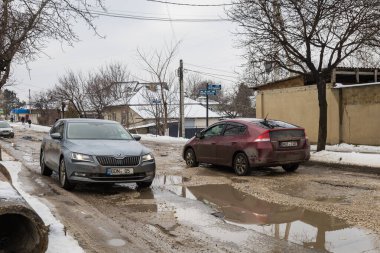 10 Şubat 2021 Balti veya Beltsy Moldova Kışın kötü yolları. İllüstrasyon Editörü