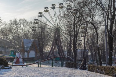 19 Ocak 2021, Balti veya Beltsy Moldova. Winter City Parkı. İllüstrasyon Editörü