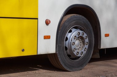 25 Mart 2021 Balti Moldova otobüsü veya toplu taşıma tekerleği. İllüstrasyon Editörü