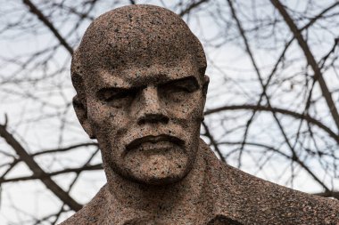 29 Mart 2021 Balti, Moldova Vladimir Ilyich Lenin Anıtı. İllüstrasyon başyazısı. Arkaplan