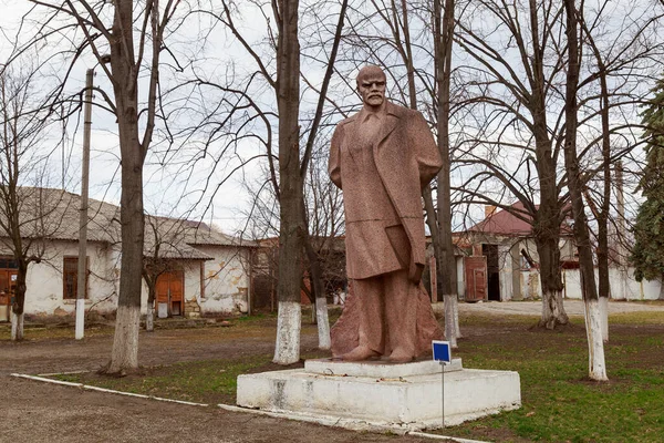 Марта 2021 Года Бельцы Молдова Памятник Владимиру Ильичу Ленину Иллюстративная — стоковое фото