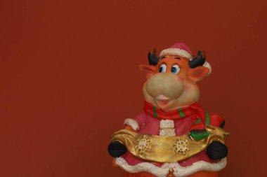 Doğu takvimine göre 2021 'in ana sembolü inek ya da boğa. Metin veya harf için boşluk kopyala