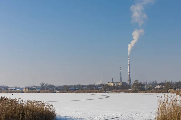 Gőz Kazánház Csövéből Fűtőcső Hideg Télen Háttér — Stock Fotó