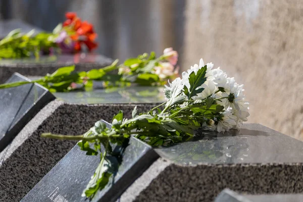 Blommor Vid Minnesstunden Segerparad Till Minne Andra Världskriget Maj 2021 — Stockfoto