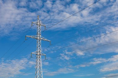 Elektrik hatları. Metin veya yazıtlar için kopyalama alanı olan arkaplan.