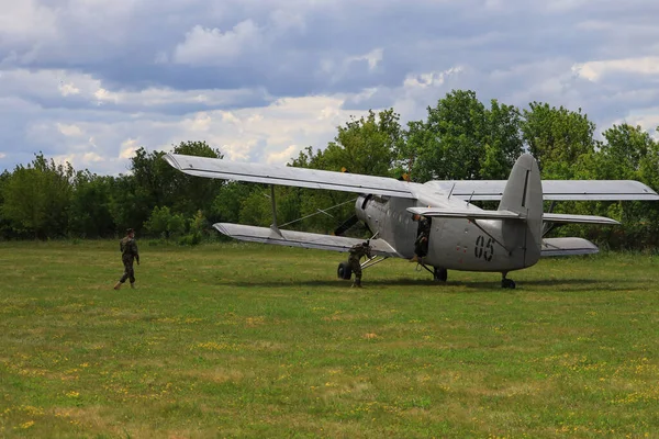 Het Vliegtuig Van Moldavische Luchtmacht Demonstratie Militaire Oefeningen Juli 2020 — Stockfoto