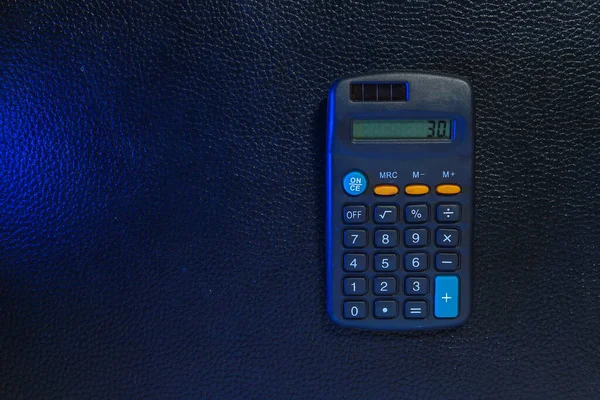 Klasická Černá Kalkulačka Ekonomický Účetní Symbol Matematika Přesné Výpočty Udržování — Stock fotografie