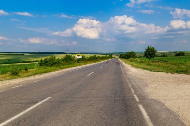 Şehirlerarası yol. Metin veya yazıtlar için kopyalama alanı olan arkaplan.