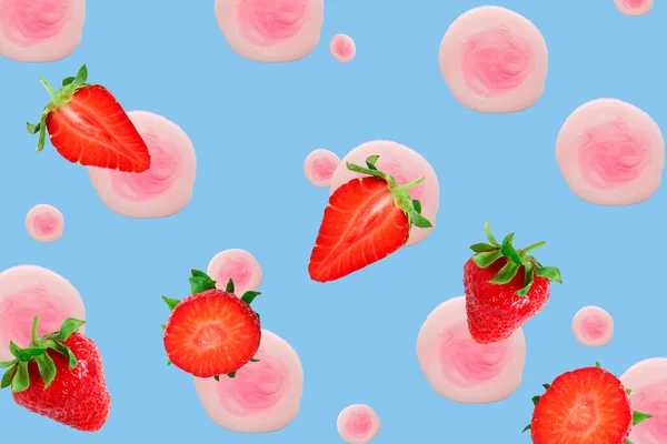 Strawberries Light Blue Background Strawberry Slices Food Pattern — Stock Photo, Image