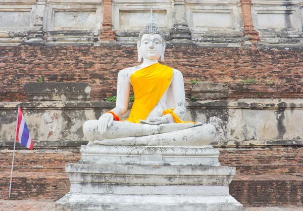 Hvit Buddha – stockfoto