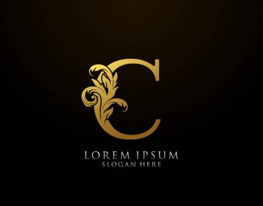 Klasik C Harfi Simgesi. Lüks Altın Alfabe Sanatları logosu. Kitap tasarımı için klasik amblem, marka adı, mühür, restoran, butik, noter, otel.  