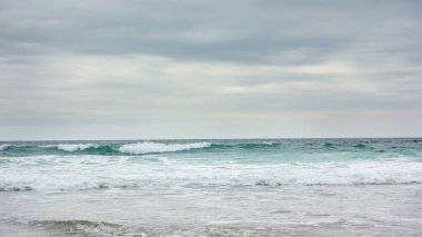 Coumeenoole Sahili 'nden Atlantik Okyanusu manzarası Batı Kerry, İrlanda' daki Dunquin Yarımadası 'nda..
