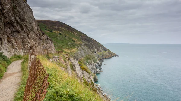 İrlanda 'nın doğu kıyısındaki Wicklow ilçesinde, Bray' de yaya geçidi..