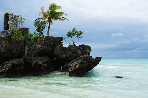 Διάσημος Βράχος Whote Παραλία Στο Νησί Boracay Στις Φιλιππίνες Εκπληκτική — Φωτογραφία Αρχείου