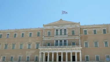 Parlamento içinde Atina Yunanistan çatı Yunan bayrağı ile