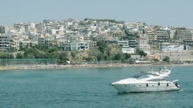 Tekne ve yat defne üst bölümünde