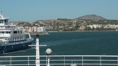 Feribot deste görünümünden deniz kenarı 