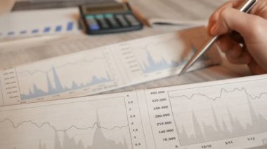 Finansal analiz kavramı borsa kapatın