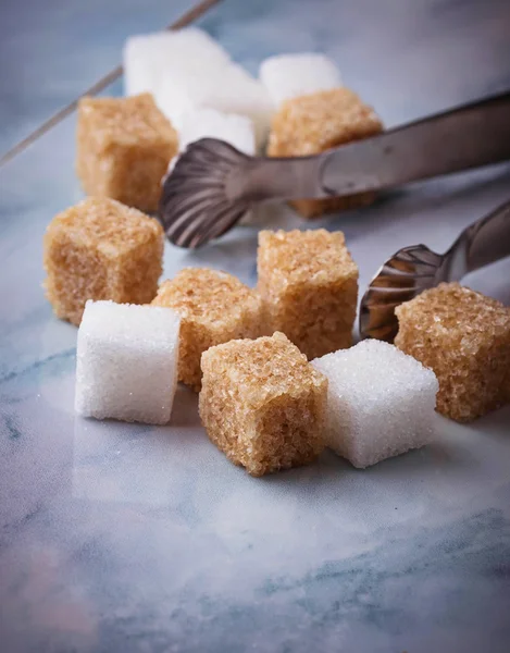 White and brown sugar — Stock Photo, Image