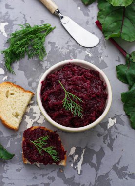 Pancar havyar ve tost