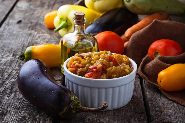 Eggplant caviar in ceramic bowl — Stock Photo, Image