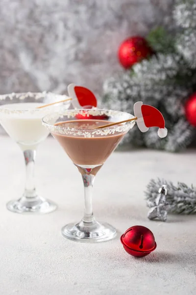 Kerstchocolade sneeuwvlok martini cocktail — Stockfoto