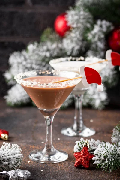 Kerstchocolade sneeuwvlok martini cocktail — Stockfoto