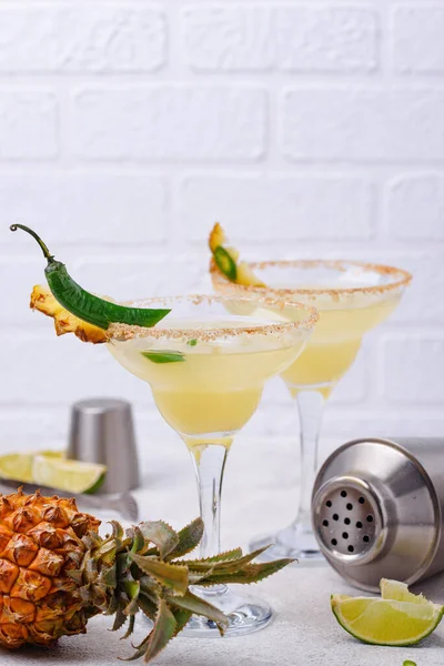 Margarita med ananas och jalapeno — Stockfoto