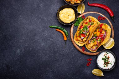 Geleneksel Meksika tacoları.