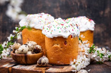Geleneksel Paskalya Pastası Kulich.