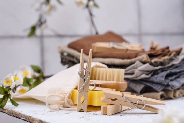 Sıfır atık tahta elbise iğnesi