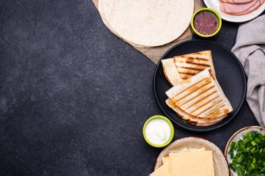 Tortilla 'dan geleneksel Meksika quesadilla' sı