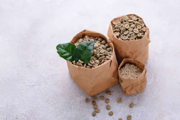 Fresh organic green coffee beans. — Stock Photo, Image