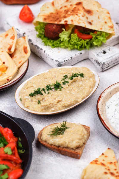 Alimentation traditionnelle juive, israélienne et du Moyen-Orient — Photo