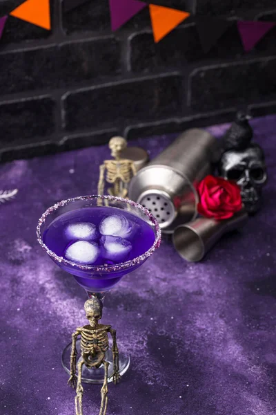 Halloween paarse lavendel Margarita cocktail — Stockfoto