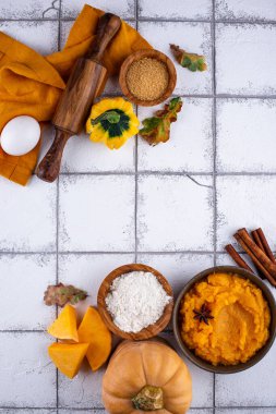 Kabak turtası pişirmek için.