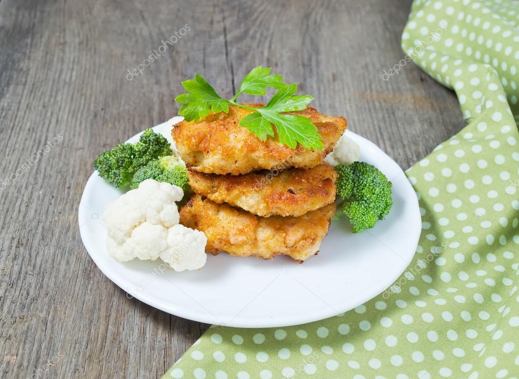 Chicken cutlet with vegetables