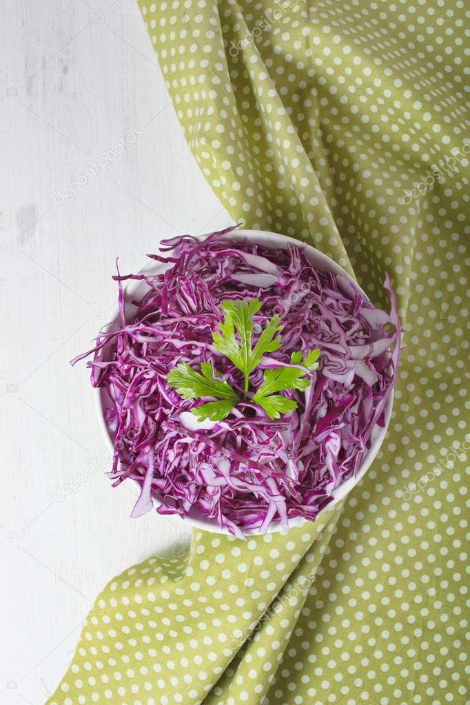 Coleslaw salad with red cabbage and carrot