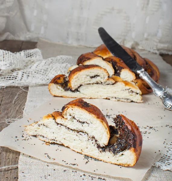 Traditional  Christmas poppy seed cake — Stock Photo, Image